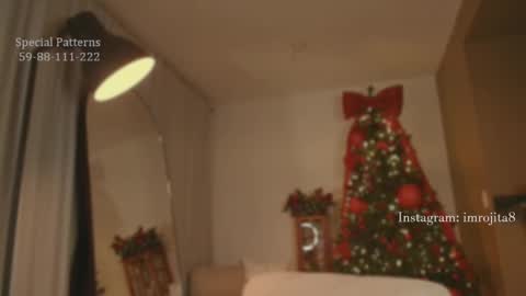 Snapshot of emam_taylor_ chatting on 11/27/25, 01:07 IG imrojita8 online show from 11/27/25, 01:07