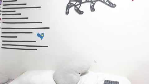 Snapshot of emawalker_ chatting on 11/09/25, 12:47 Ema Walker online show from 11/09/25, 12:47