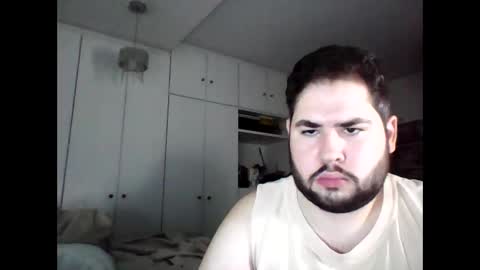 embarrassed_str8_3incher online show from 04/27/26, 05:38