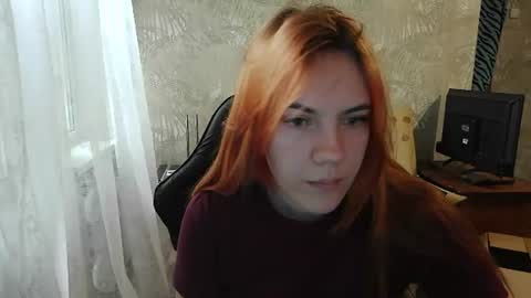 ember__fox online show from 06/10/26, 07:29