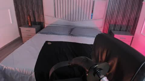 Ember Velvet online show from 03/21/26, 08:19