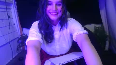 Snapshot of embers_of_eternity chatting on 12/11/24, 05:21 Ellie online show from 12/11/24, 05:21