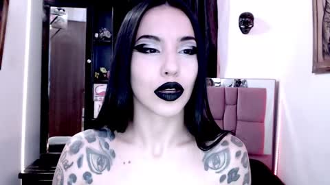 Emerald Black online show from 12/20/24, 07:22