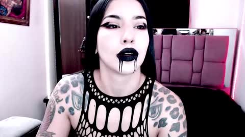 Emerald Black online show from 01/20/25, 09:03