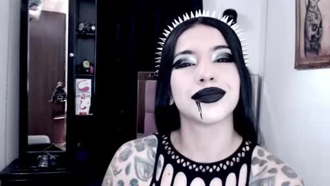 Emerald Black online show from 01/27/25, 10:38