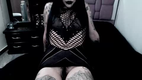 Emerald Black online show from 09/21/25, 06:04