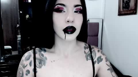 Emerald Black online show from 09/22/25, 04:47