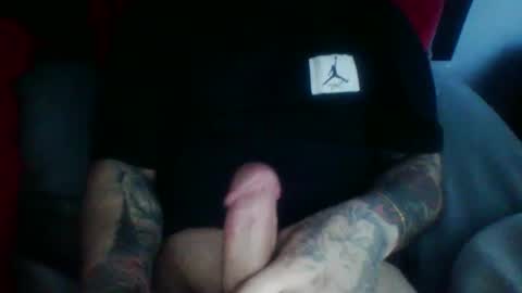 Snapshot of emecuatro20 chatting on 09/15/25, 02:50 emecuatro20 online show from 09/15/25, 02:50