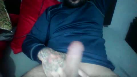 Snapshot of emecuatro20 chatting on 10/07/25, 03:04 emecuatro20 online show from 10/07/25, 03:04