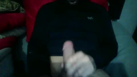 Snapshot of emecuatro20 chatting on 11/04/25, 02:21 emecuatro20 online show from 11/04/25, 02:21