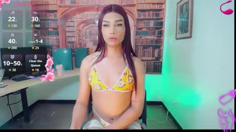 Emeli online show from 11/05/25, 11:21