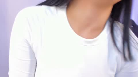 Snapshot of emelie_89 chatting on 09/15/25, 01:11 emelie_89 online show from 09/15/25, 01:11