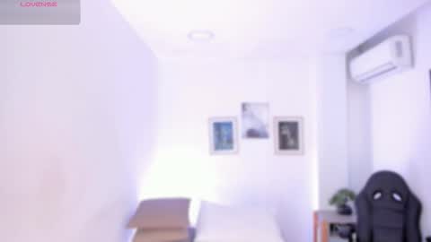 emelie_89 online show from 10/31/25, 12:06