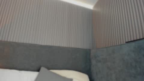 Snapshot of emelie_89 chatting on 02/12/26, 11:49 emelie_89 online show from 02/12/26, 11:49