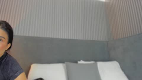 Snapshot of emelie_89 chatting on 02/17/26, 11:40 emelie_89 online show from 02/17/26, 11:40