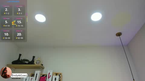 Emely online show from 11/26/25, 11:33