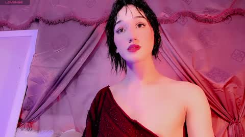 Snapshot of emely_rous chatting on 12/11/24, 05:10 Emely Rous online show from 12/11/24, 05:10