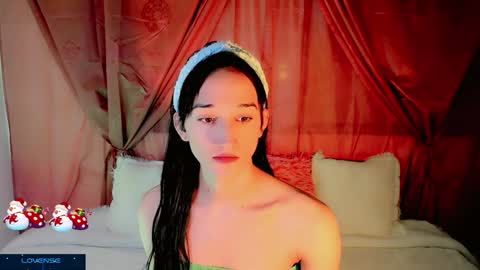 Snapshot of emely_rous chatting on 12/28/24, 08:16 Emely Rous online show from 12/28/24, 08:16