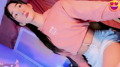 Snapshot of emely_rous chatting on 01/10/25, 02:35 Emely Rous online show from 01/10/25, 02:35