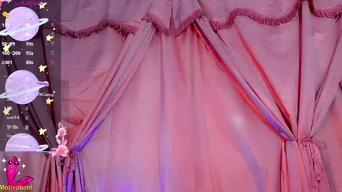 Snapshot of emely_rous chatting on 01/14/25, 02:19 Emely Rous online show from 01/14/25, 02:19