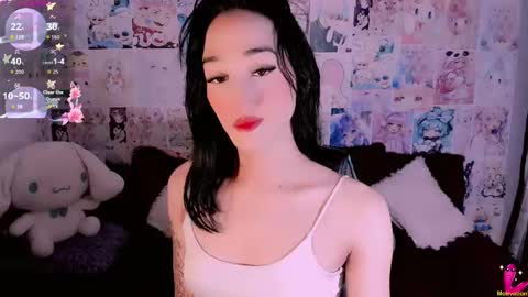 Snapshot of emely_rous chatting on 09/15/25, 01:22 Emely Rous online show from 09/15/25, 01:22