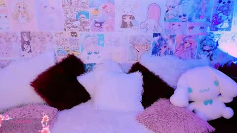 Snapshot of emely_rous chatting on 10/09/25, 09:07 Emely Rous online show from 10/09/25, 09:07