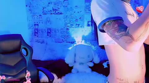 Snapshot of emely_rous chatting on 11/27/25, 02:08 Emely Rous online show from 11/27/25, 02:08