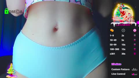 Snapshot of emelycrystal chatting on 01/17/25, 09:28 Emely online show from 01/17/25, 09:28