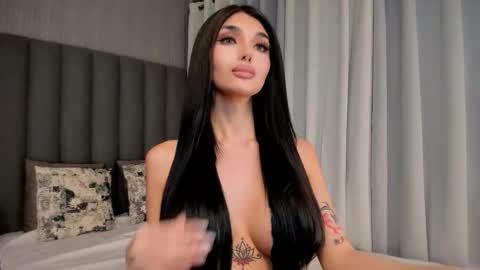 Emerald online show from 02/06/26, 01:21