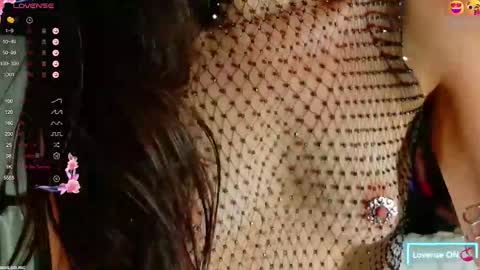 Emmily Roberts online show from 10/31/25, 06:03