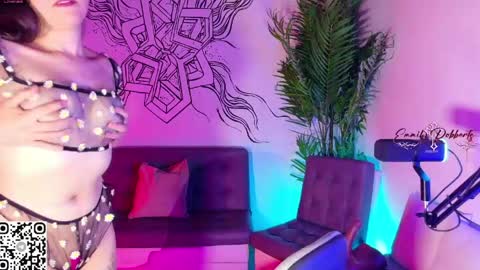 Emmily Roberts online show from 04/24/26, 12:57