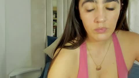 emi_royse online show from 04/29/26, 06:25