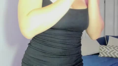 emi_royse online show from 05/15/26, 11:12