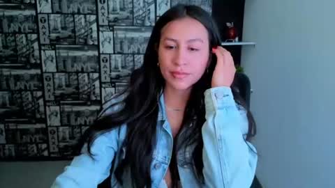 Emilia Gomez online show from 07/04/26, 12:17
