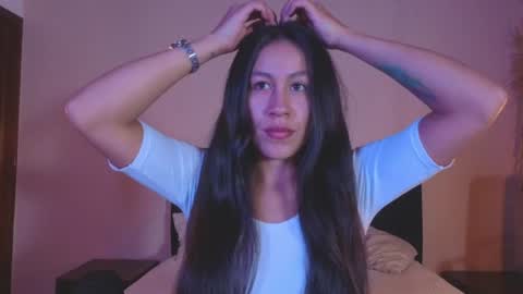 Emilia Gomez online show from 07/16/26, 11:00