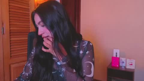 Emilia Gomez online show from 07/22/26, 11:18