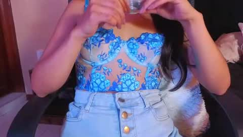 Emilia Gomez online show from 07/31/26, 03:39