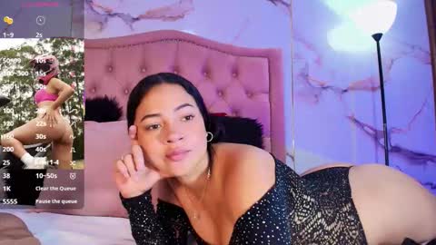 Emiily Carter online show from 11/27/25, 12:07