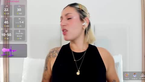 EMILY ROBERTS online show from 02/02/26, 07:23