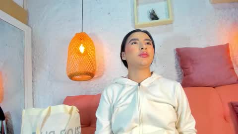 Emily online show from 11/21/25, 12:04