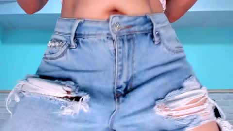 Emily online show from 09/26/25, 12:09