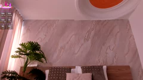 Emily online show from 12/05/25, 01:09