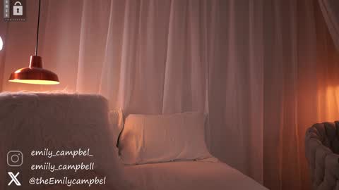 Snapshot of emiilycampbell chatting on 01/22/25, 05:05 Emily Campbell online show from 01/22/25, 05:05