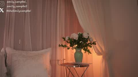 Emily Campbell online show from 04/10/26, 07:18