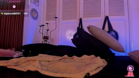   online show from 02/15/26, 07:51