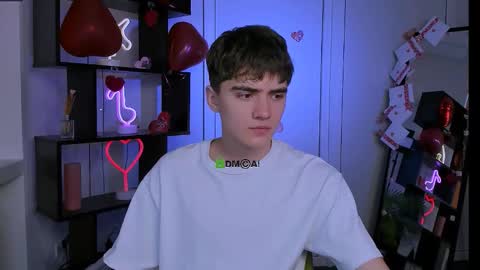 Snapshot of emil_lucky chatting on 02/15/26, 11:08 emil_lucky online show from 02/15/26, 11:08