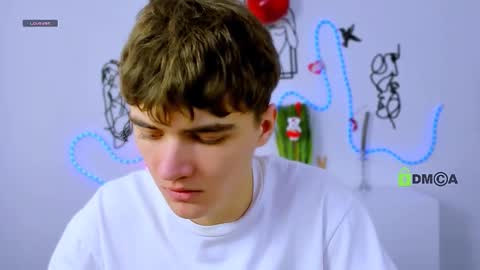 Snapshot of emil_lucky chatting on 02/18/26, 12:34 emil_lucky online show from 02/18/26, 12:34