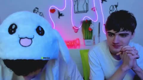 Snapshot of emil_lucky chatting on 02/21/26, 07:37 emil_lucky online show from 02/21/26, 07:37