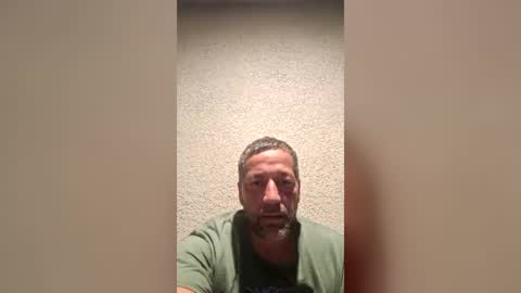 Snapshot of emilabreu chatting on 06/12/26, 05:50 emilabreu online show from 06/12/26, 05:50