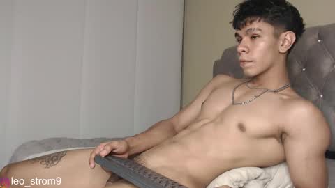 Snapshot of emile_239 chatting on 02/24/25, 03:23 emile_239 online show from 02/24/25, 03:23